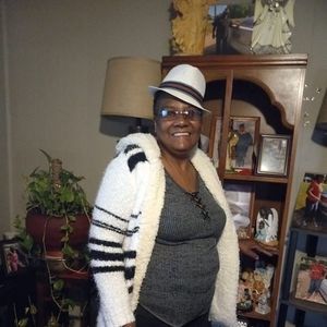 Meet your Posher, Annette